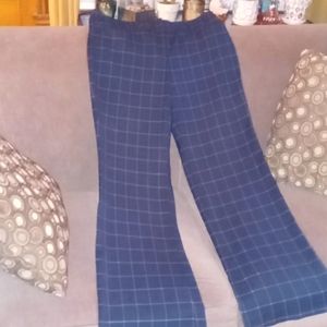 New York and Co pants size10 Color  Navy Blue check